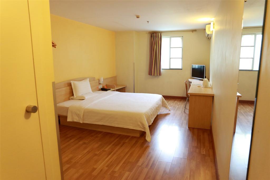 7Days Inn Suzhou Sanxiang Road Стая снимка